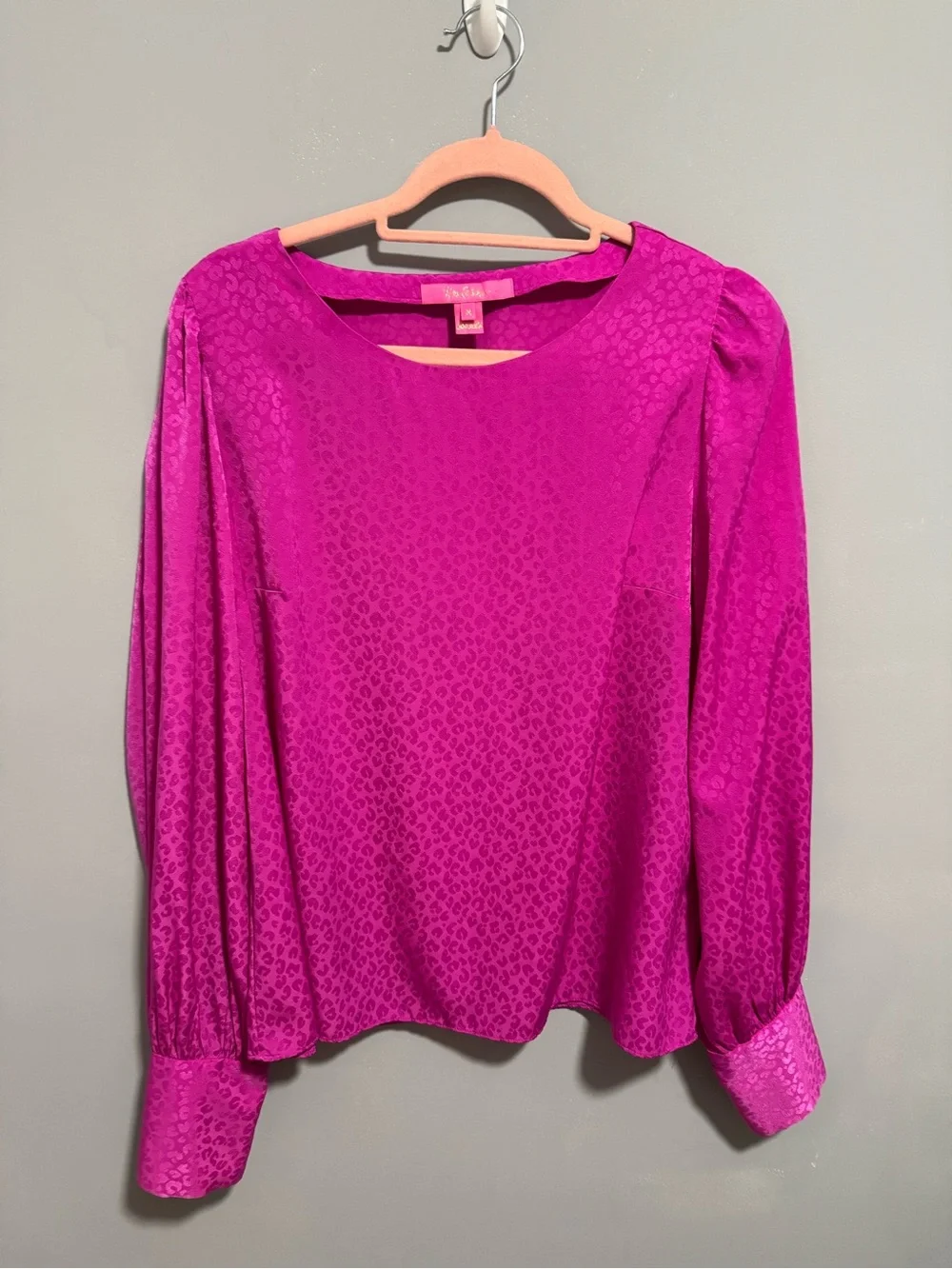 EUC- Lilly Pulitzer- Elsa Top, Bright Pink Animal Print Blouse. Size M